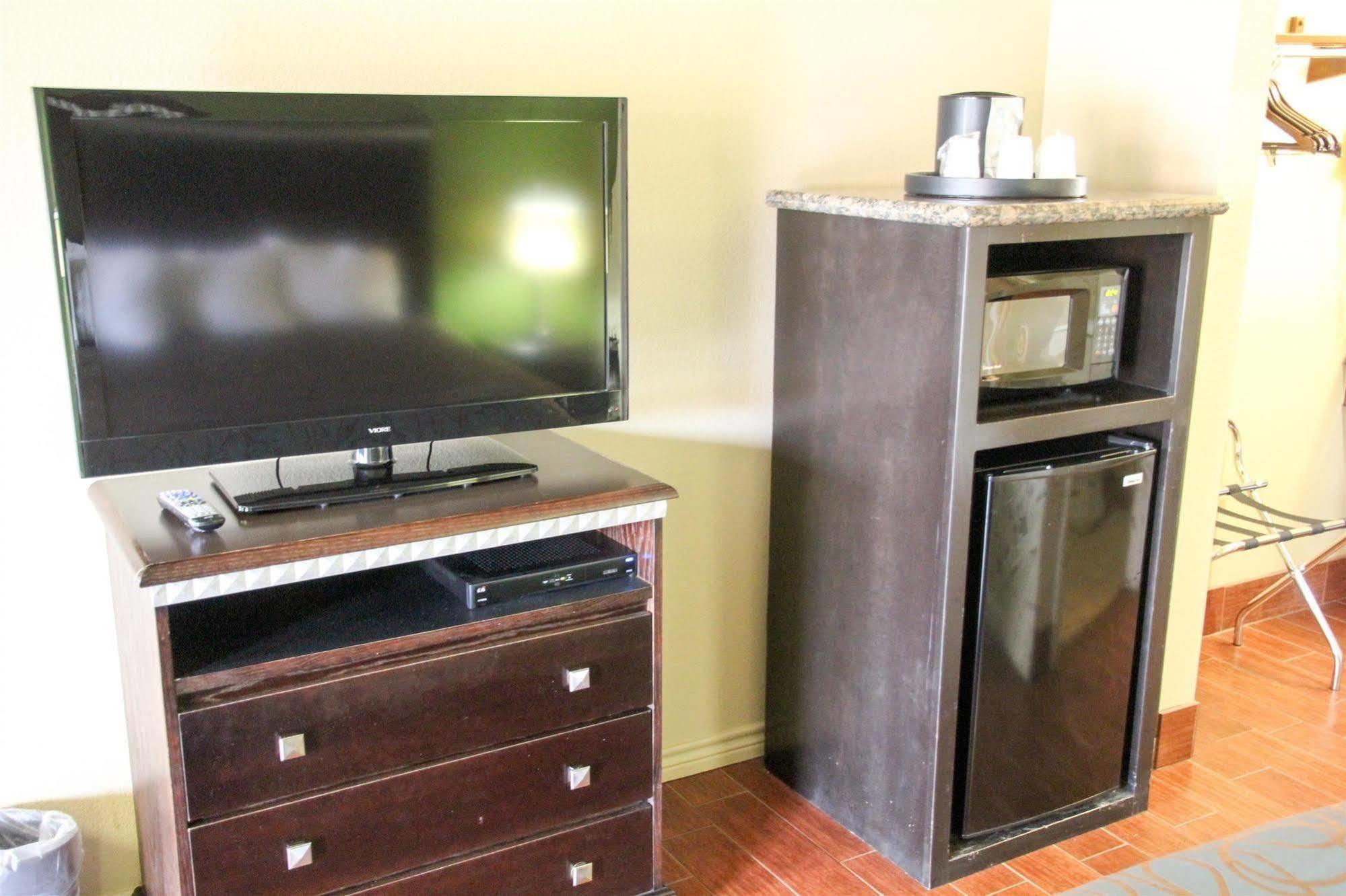 Motel 6 Floresville Екстериор снимка